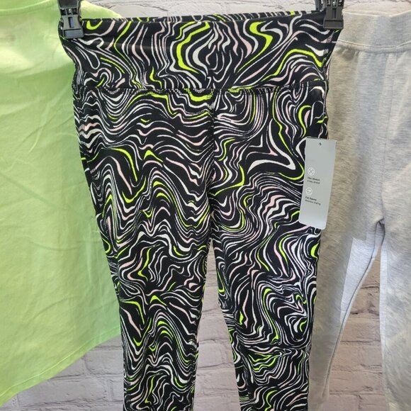 Bundle Girls Small Tops and Bottoms - Picture 5 of 11